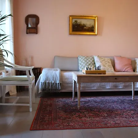 Villa 1810 Historical Charming In Tammisaari Center *