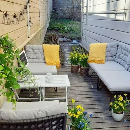 1810 Historical Charming In Tammisaari Center