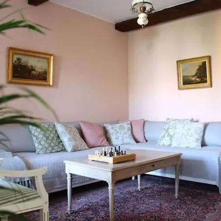 1810 Historical Charming In Tammisaari Center Raseborg