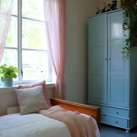 1810 Historical Charming In Tammisaari Center