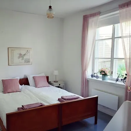 1810 Historical Charming In Tammisaari Center Raseborg