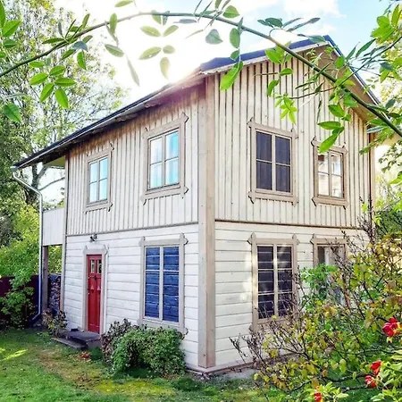1810 Historical Charming In Tammisaari Center Raseborg