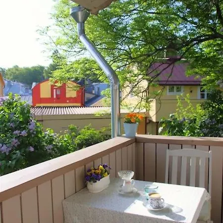 Villa 1810 Historical Charming Villa Tammisaari Old Town